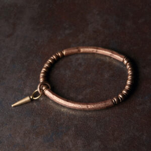 Bracelet cuivre martelé — Le Poing de la Vigie