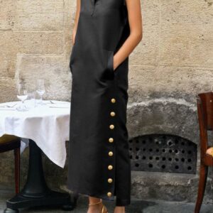 Robe pirate noire longue à col montant et boutons dorés