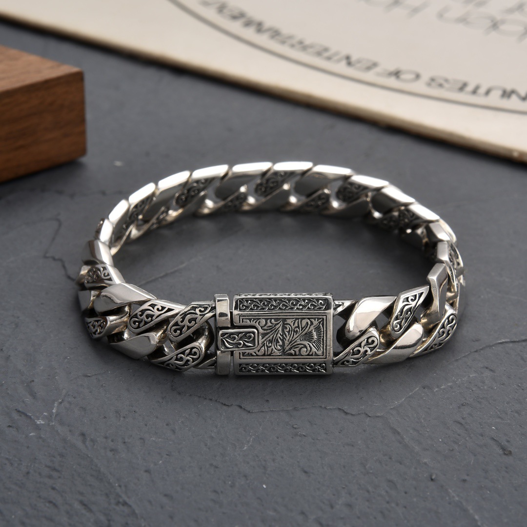 Bracelet pirate argenté à maillons gravés — Fermoir du Grand Large – Image 4