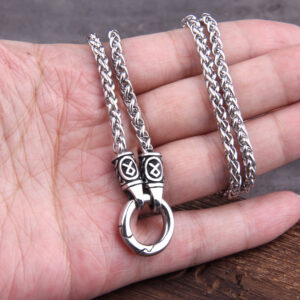 Collier pirate rune nordique en acier — Le Sceau du Nord
